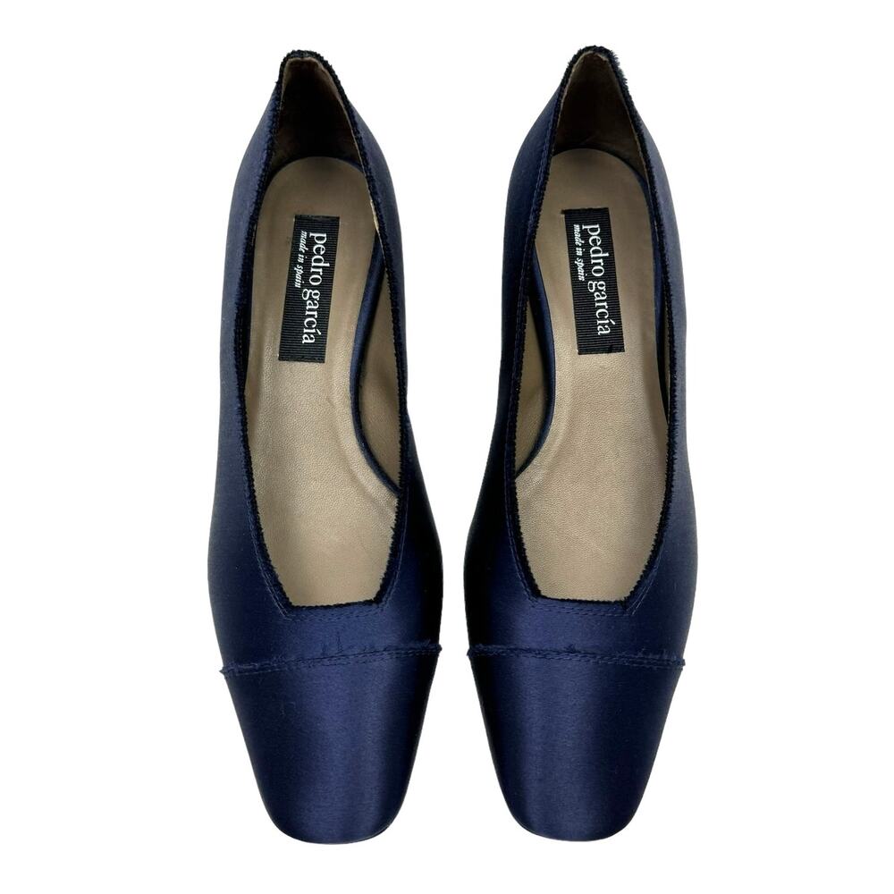 Pedro Garcia Eladia NEW Navy Silk Satin Low Block Heel Slip On Pump $550 - Picture 4 of 14